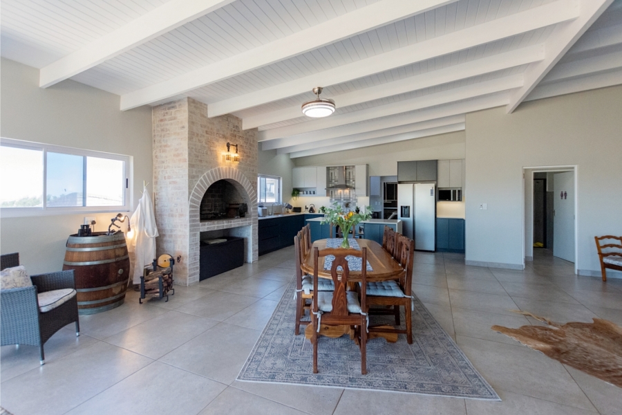 5 Bedroom Property for Sale in Myburgh Park Western Cape